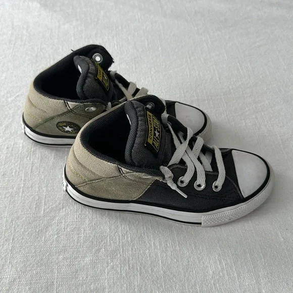 Converse All Star Sneakers - US 12.5 - Picture 2 of 6